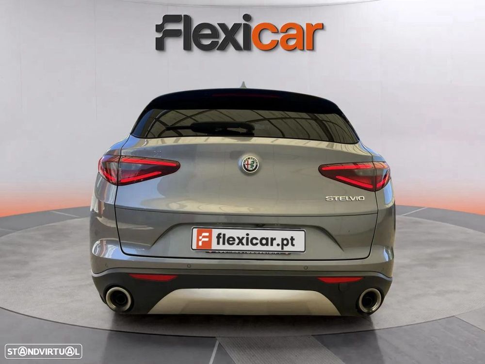 Alfa Romeo Stelvio 2.2 D Super AT8 - 8