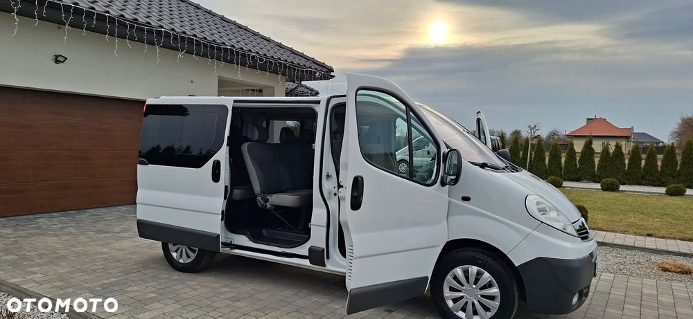 Opel Vivaro - 37