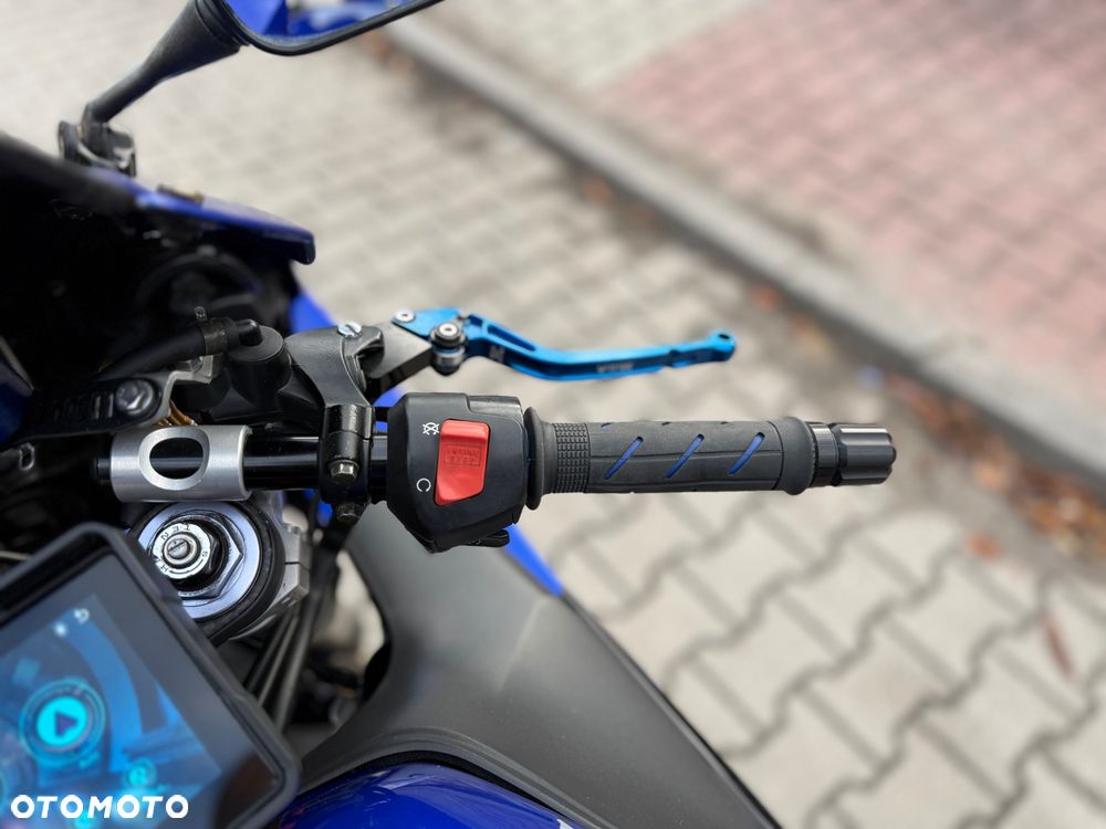 Honda CBR - 25