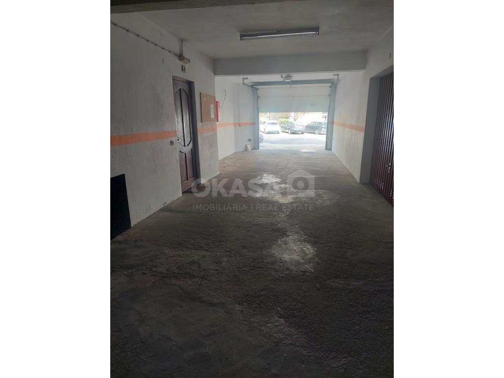 Garagem, Urbisado, Setúbal - Grande imagem: 3/4