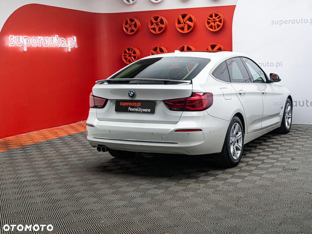BMW 3GT 320d xDrive Luxury Line - 7