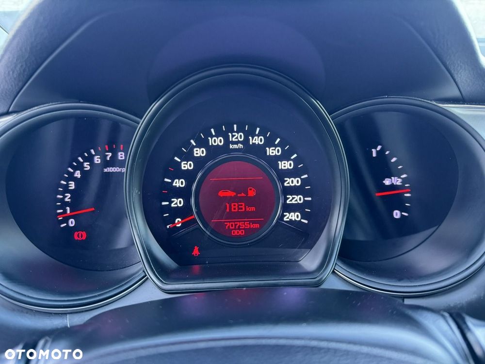 Kia Ceed - 28