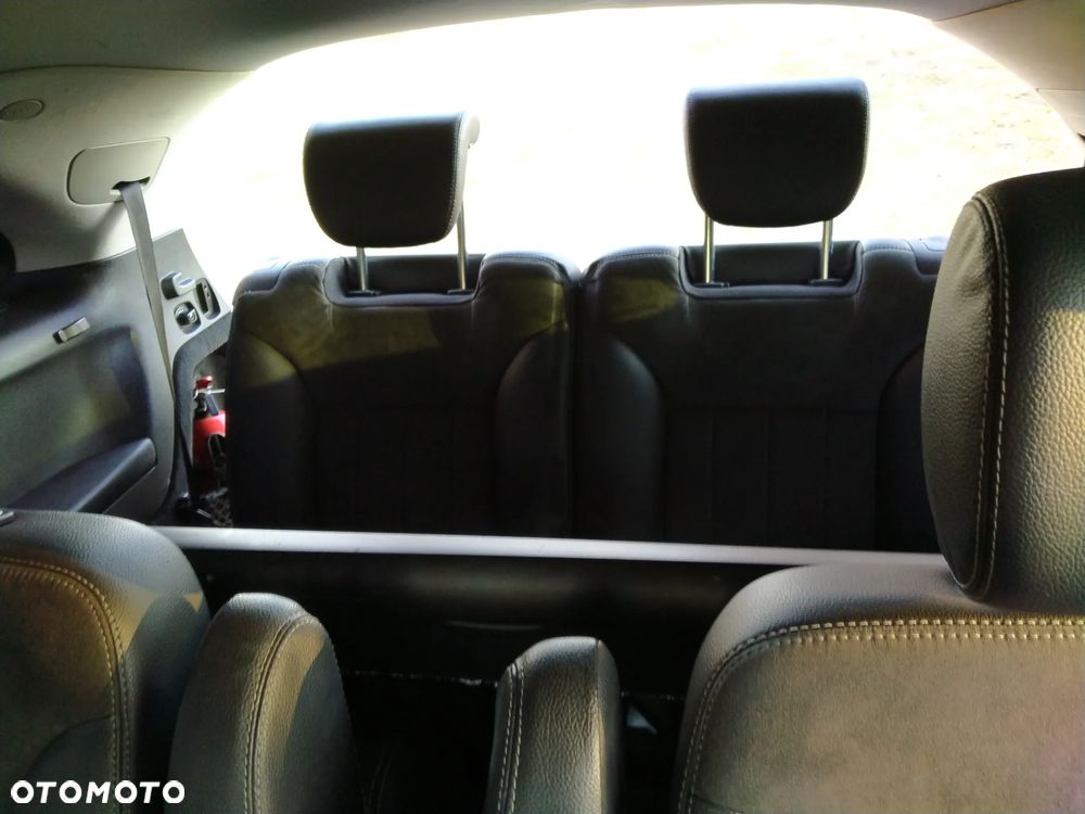 Mercedes-Benz Klasa R 320 CDI 4Matic 7G-TRONIC - 24