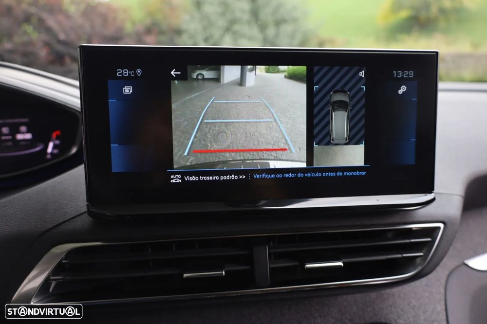 Peugeot 5008 1.2 PureTech Allure EAT8 - 29