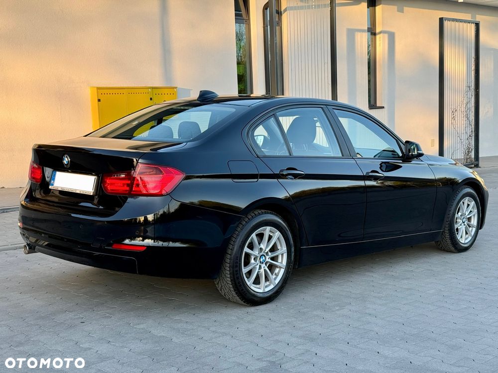 BMW Seria 3 316d - 8