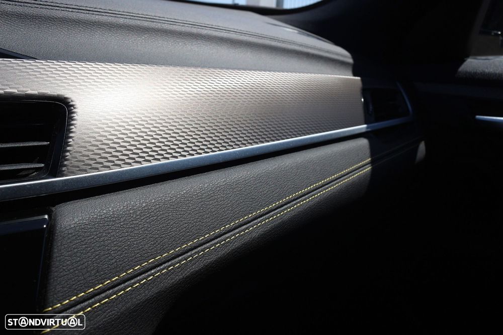 BMW X2 16 d sDrive Auto Pack 50 anos M - 34