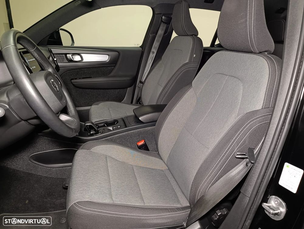 Volvo XC 40 1.5 T2 Momentum Geartronic - 14