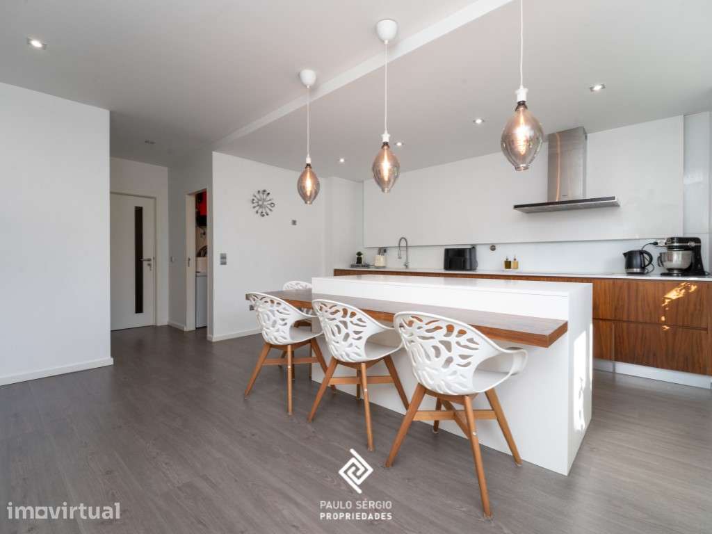 Apartamento T4 em Vila Nova de Gaia - Grande imagem: 2/26