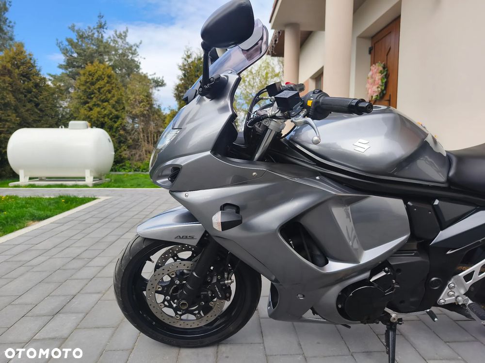 Suzuki Bandit - 18