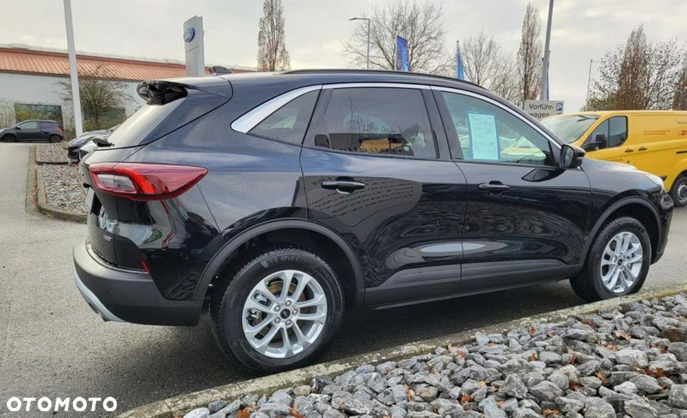 Ford Kuga - 2