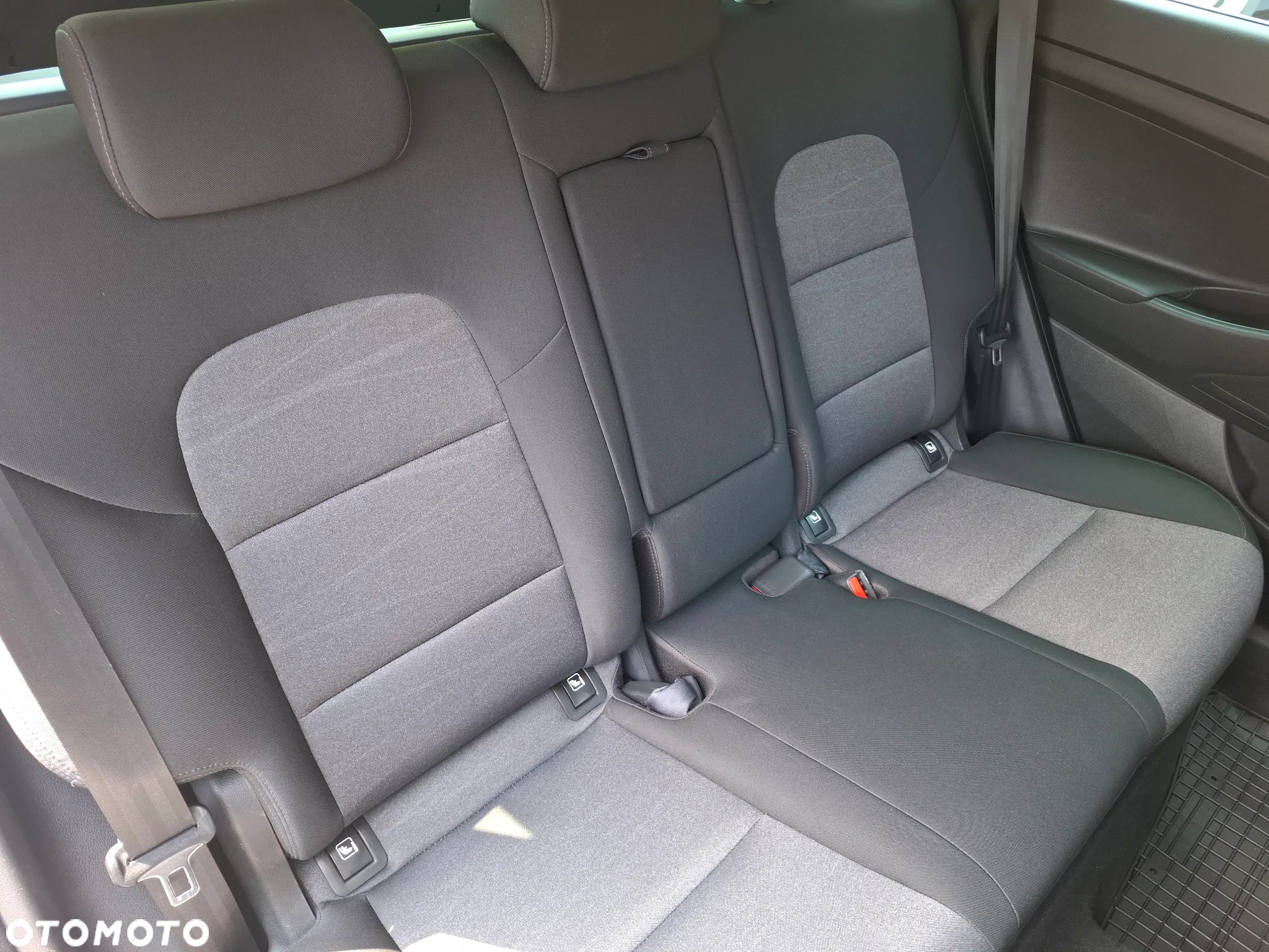 Hyundai Tucson 1.6 GDi 2WD Advantage - 30