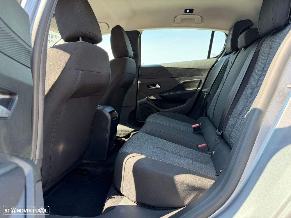 Peugeot e-308 54 kWh E-Style - 11
