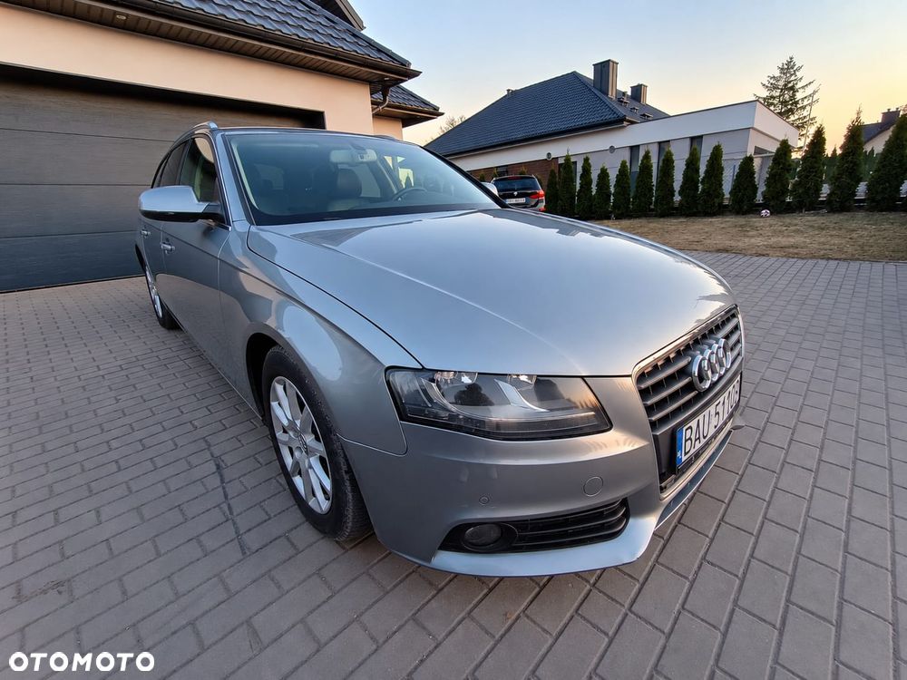 Audi A4 Avant - 1