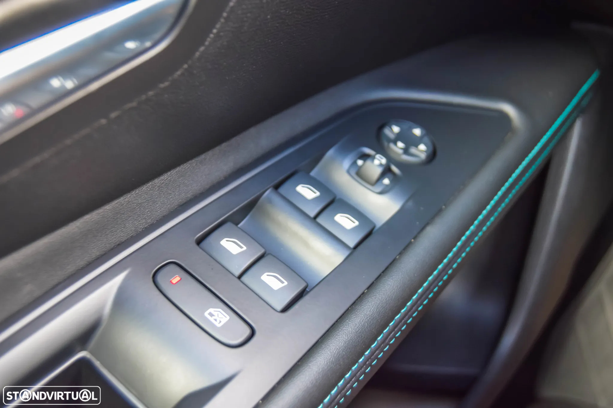 Peugeot 5008 1.5 BlueHDi Allure Pack EAT8 - 18