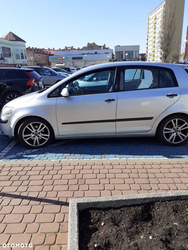 Volkswagen Golf V 1.9 TDI 4Mot Trendline - 4