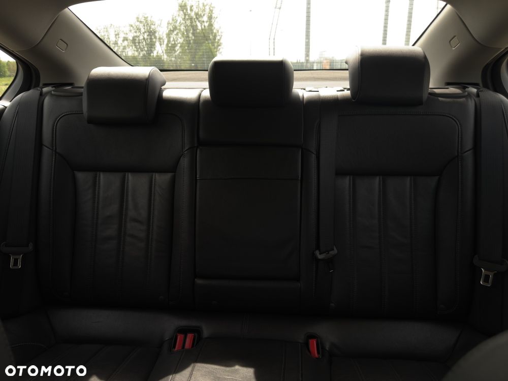 Opel Insignia 2.0 T Cosmo - 9