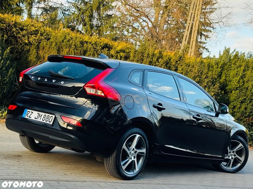 Volvo V40 T2 Drive-E Momentum - 14