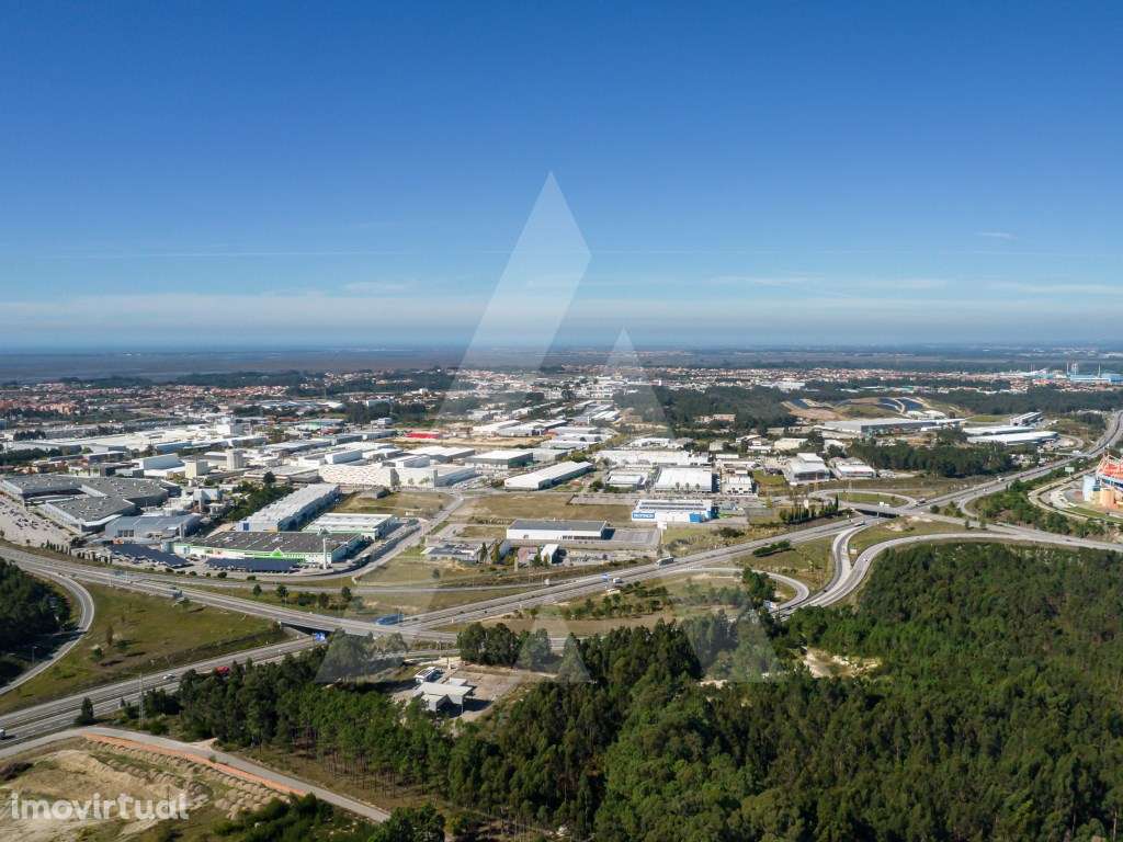 Terreno com possibilidade de construção - Grande imagem: 5/15