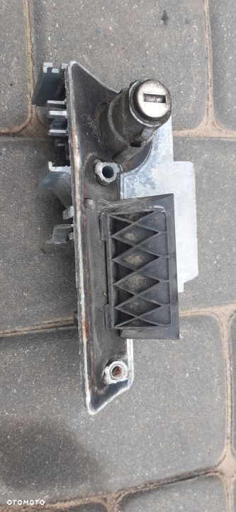 VW T5 Klamka Drzwi Lewy Tył - 1