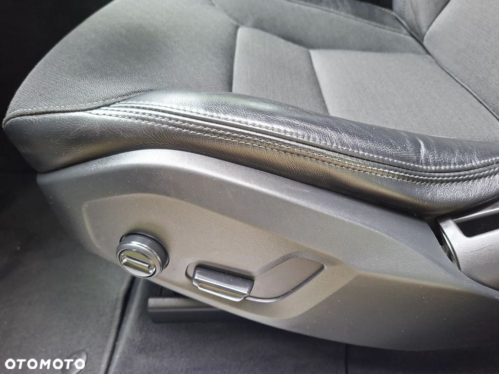 Volvo XC 60 D4 SCR Inscription - 21