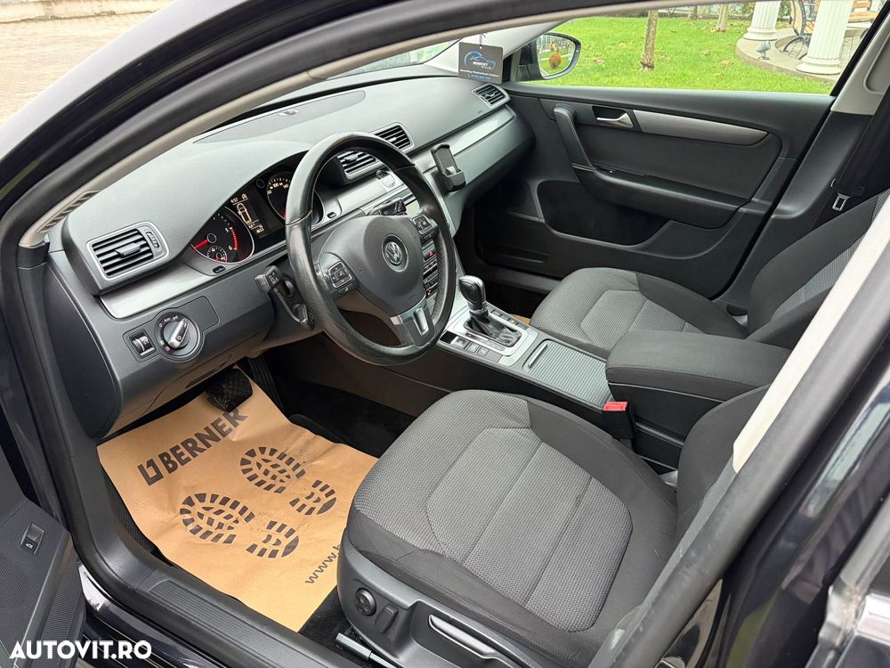 Volkswagen Passat Variant 2.0 Blue TDI DSG SCR Highline - 10