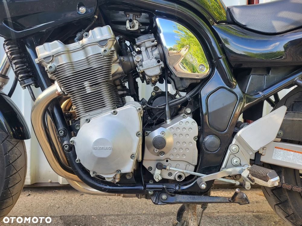 Suzuki GS - 4