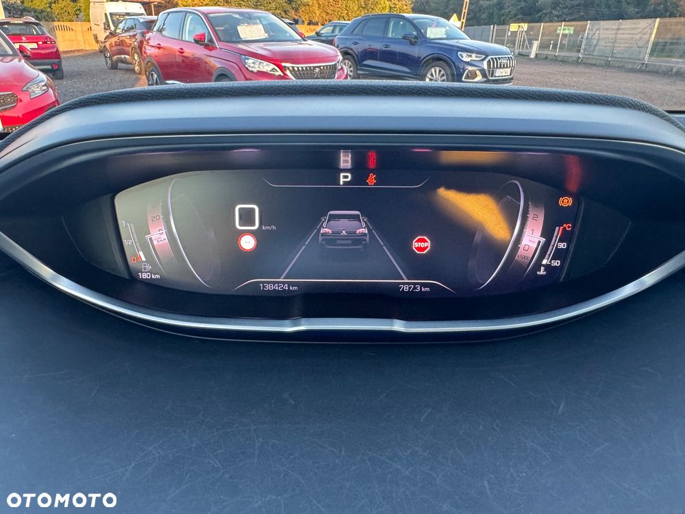 Peugeot 5008 BlueHDi 130 EAT8 GT - 27