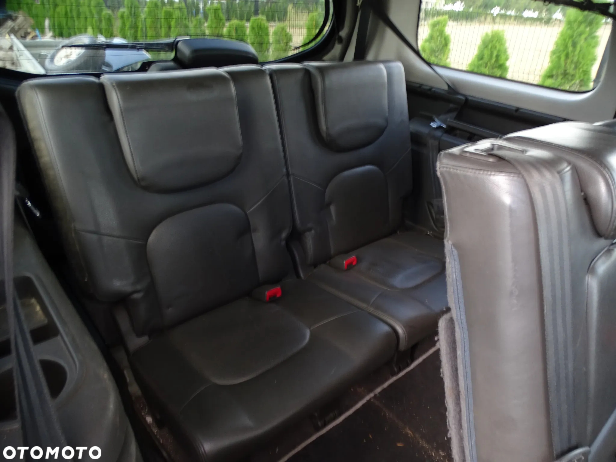 Nissan Pathfinder - 8