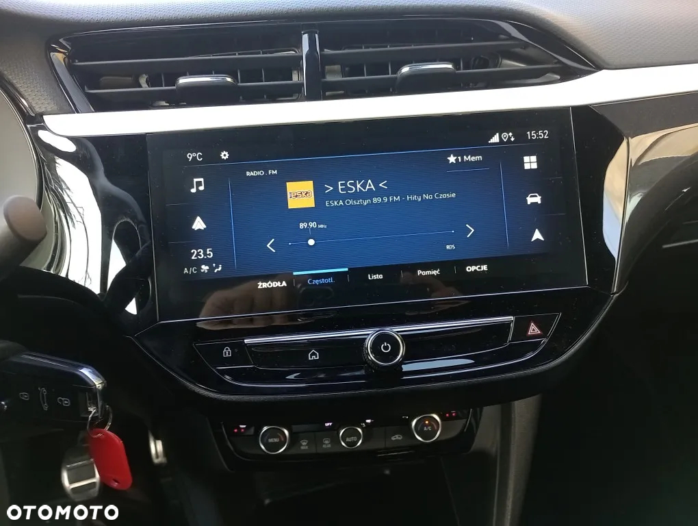 Opel Corsa 1.2 GS S&S - 12