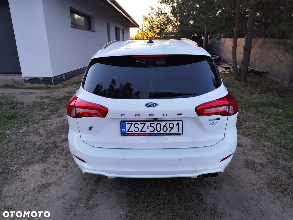 Ford Focus 1.0 EcoBoost Hybrid ST-LINE STYLE - 13