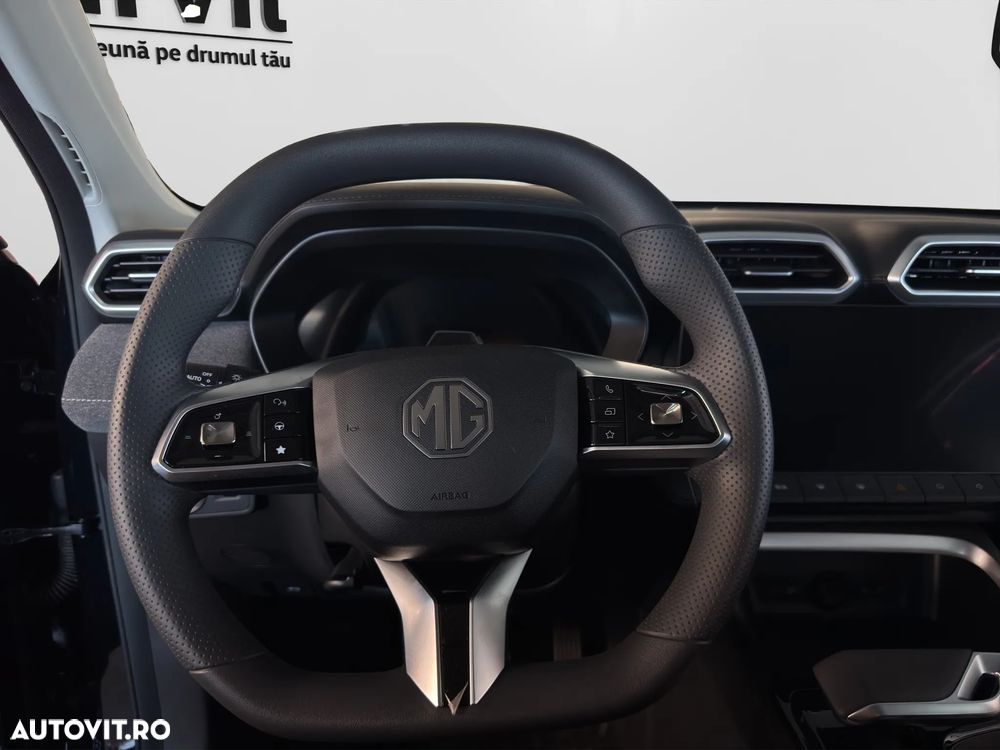 MG ZS HEV 1.5 GSI AT Exclusive+ - 10