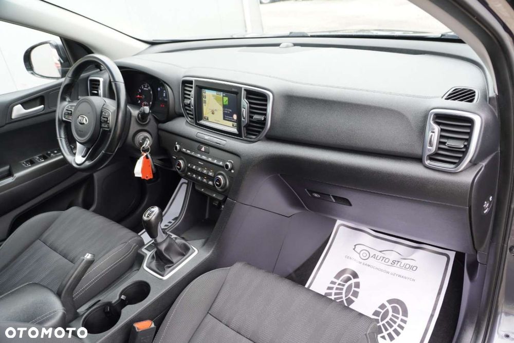 Kia Sportage 1.6 GDI 2WD DREAM-TEAM EDITION - 10