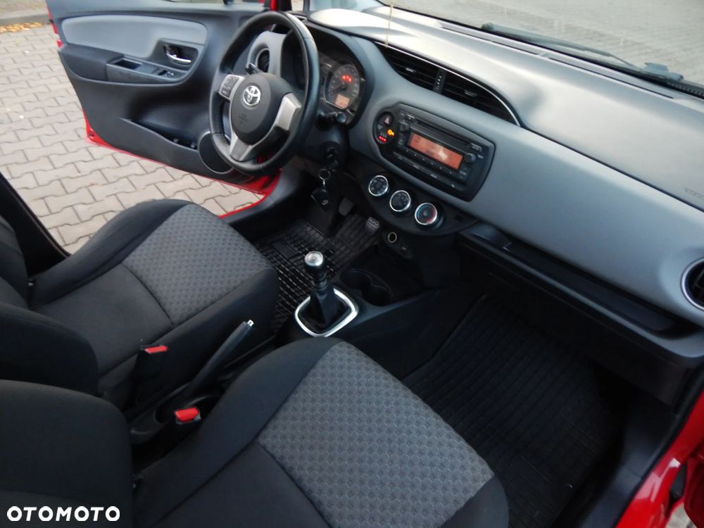 Toyota Yaris 1.33 Sol - 19