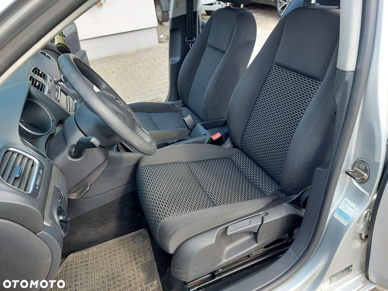 Volkswagen Golf - 15