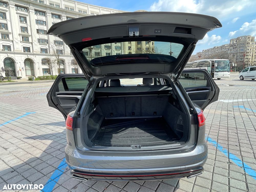 Volkswagen Touareg V6 TDI R-Style - 9