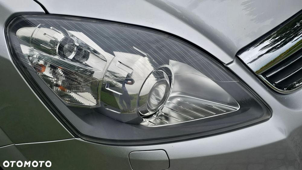 Opel Zafira 1.8 Innovation 110 Jahre - 10