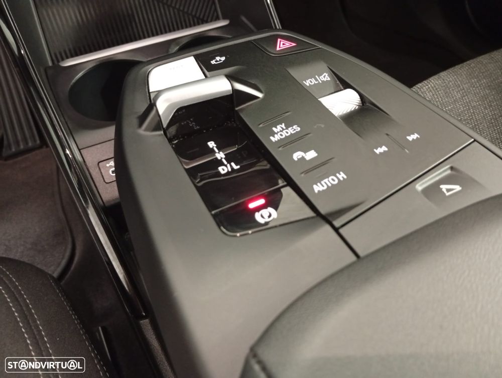 BMW X1 xDrive25e xLine - 23