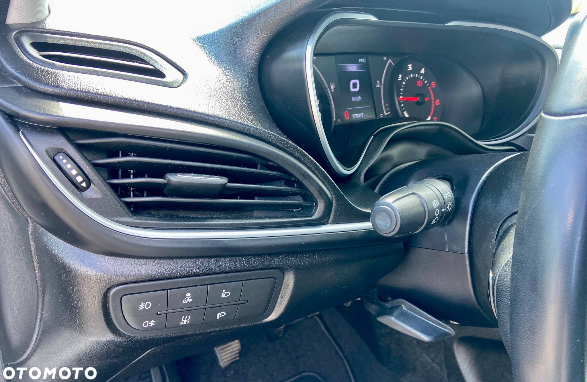 Fiat Tipo 1.3 MultiJet 16v Sport - 16