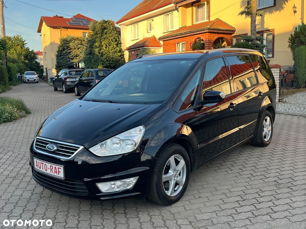 Ford Galaxy 2.0 TDCi Ambiente - 12