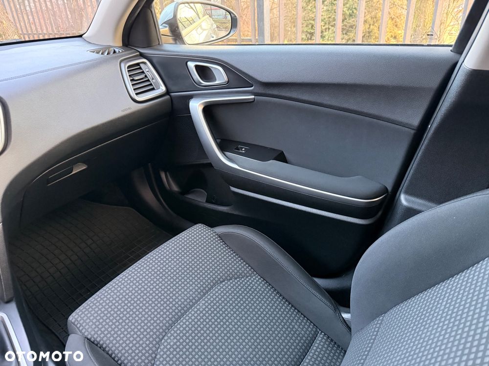 Kia Ceed 1.0 T-GDI M - 39