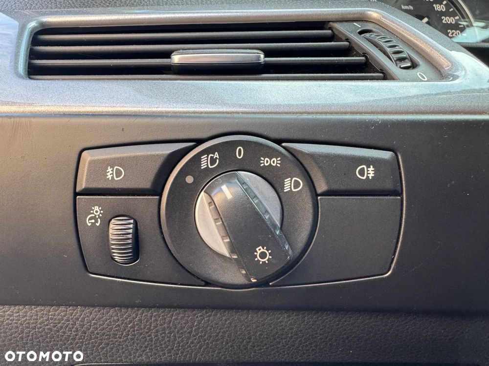 BMW Seria 5 - 12