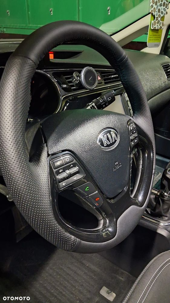 Kia Ceed 1.6 CRDi L Business Line - 20