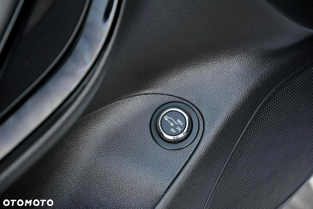 Opel Astra 1.4 Turbo Innovation - 31