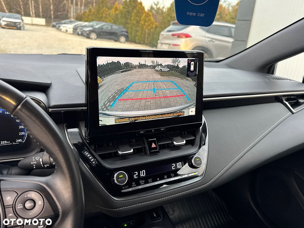 Toyota Corolla 1.8 Hybrid Comfort - 31