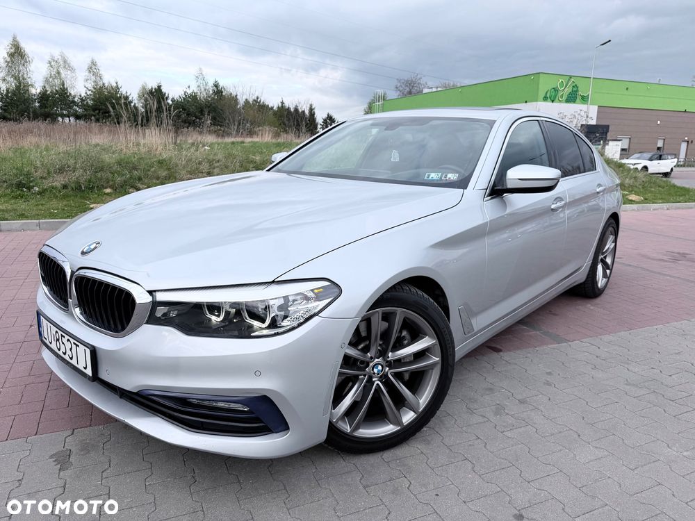 BMW Seria 5 530i xDrive Sport Line - 12