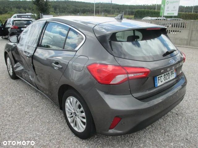 Ford Focus - 9