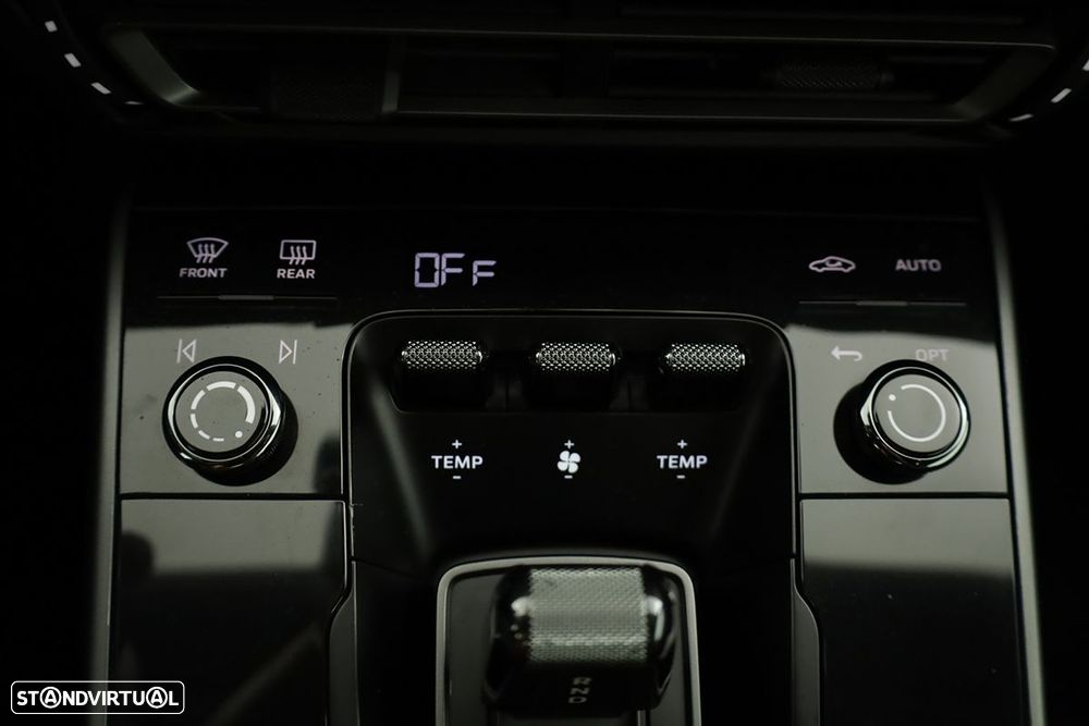 Porsche 911 (992) Carrera - 18