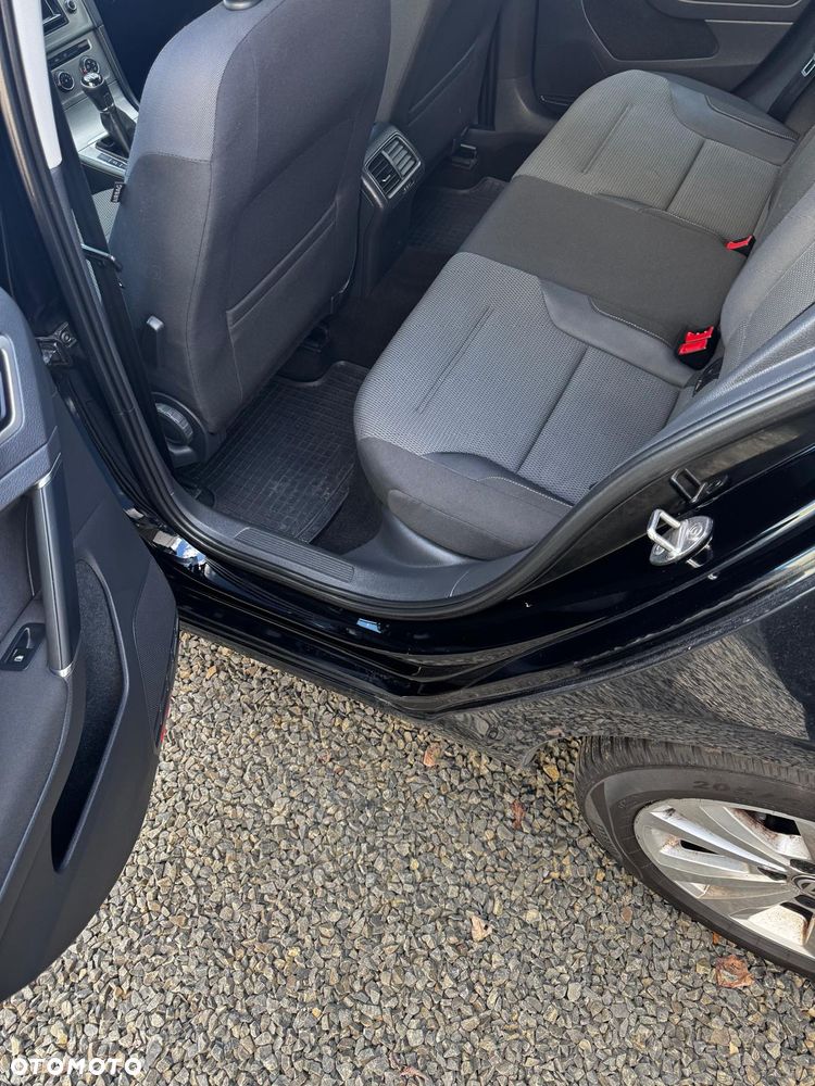 Volkswagen Golf 1.2 TSI BMT Comfortline - 22