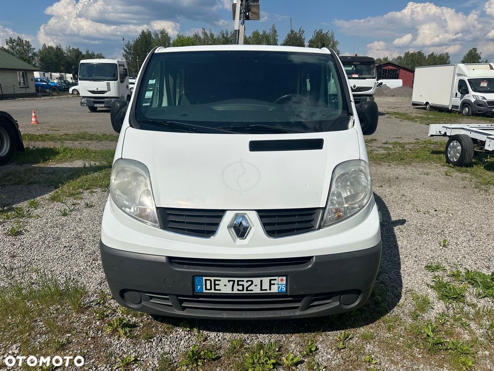 Renault Trafic L1H1 7-os. Brygadówka - 2