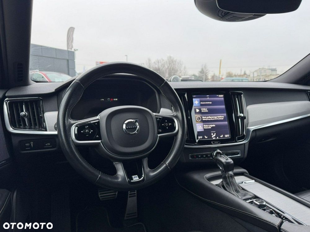 Volvo S90 - 11